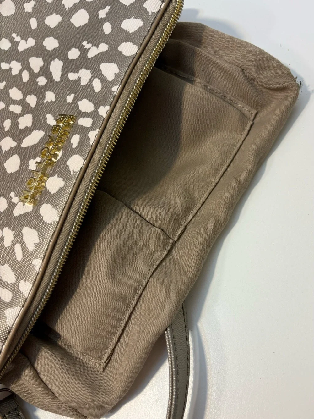 Kenneth Cole Reaction add chic